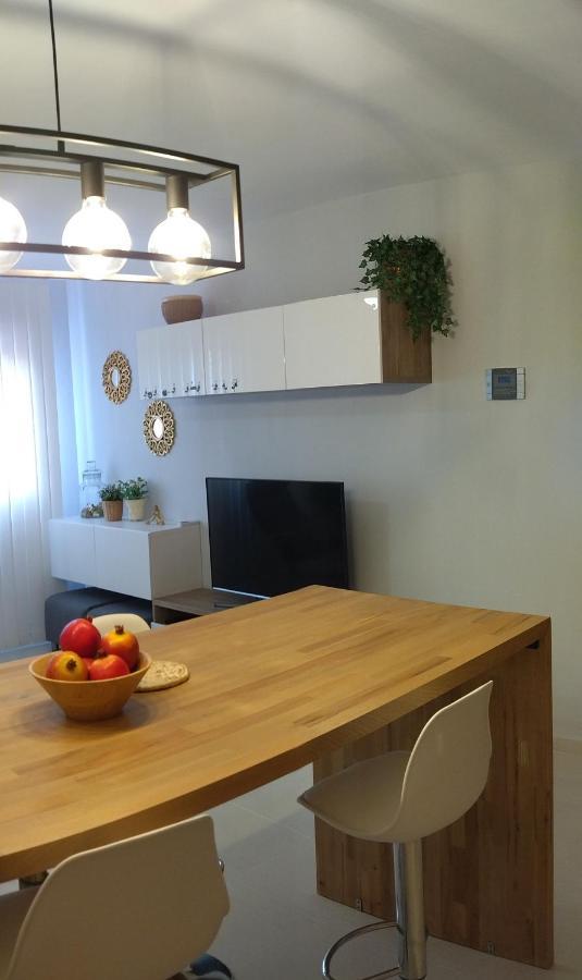 Carme Apartment Оспиталет де л'Инфант Екстериор снимка
